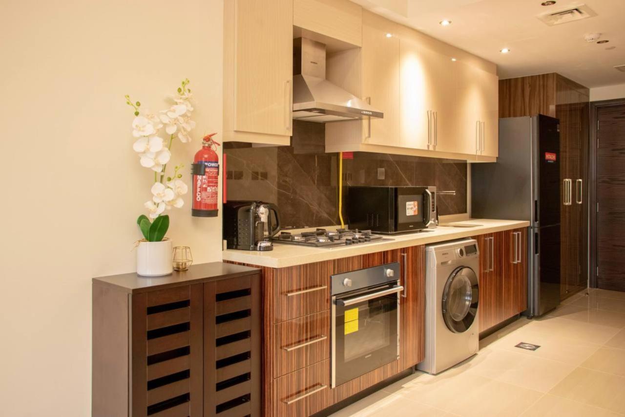 Aws Homes - Luxurious High Floor Studio With Breathtaking View Dubaï Extérieur photo